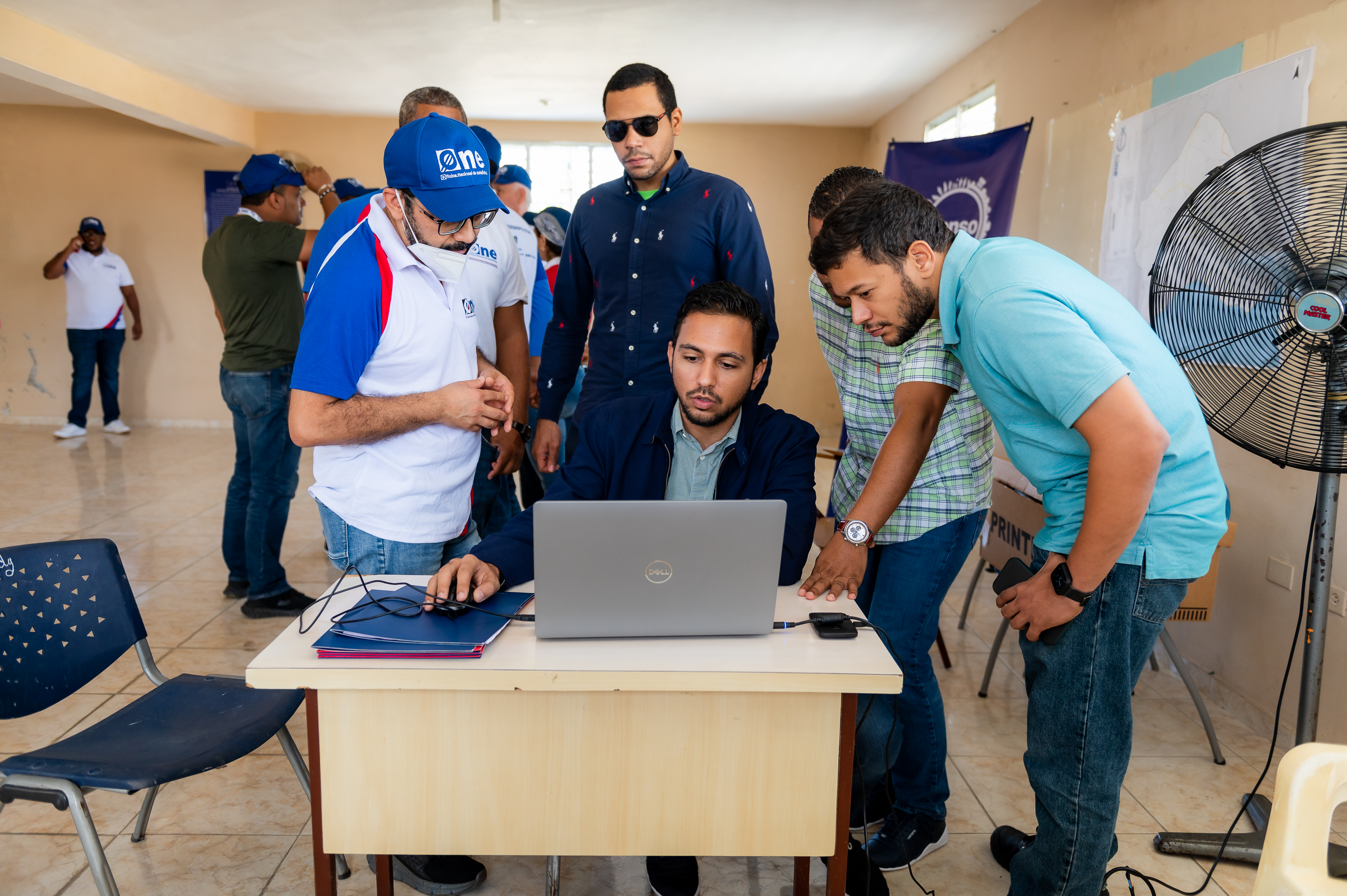 Jornada de observadores internacionales para X Censo concluye con visita a segunda prueba censal en Nizao