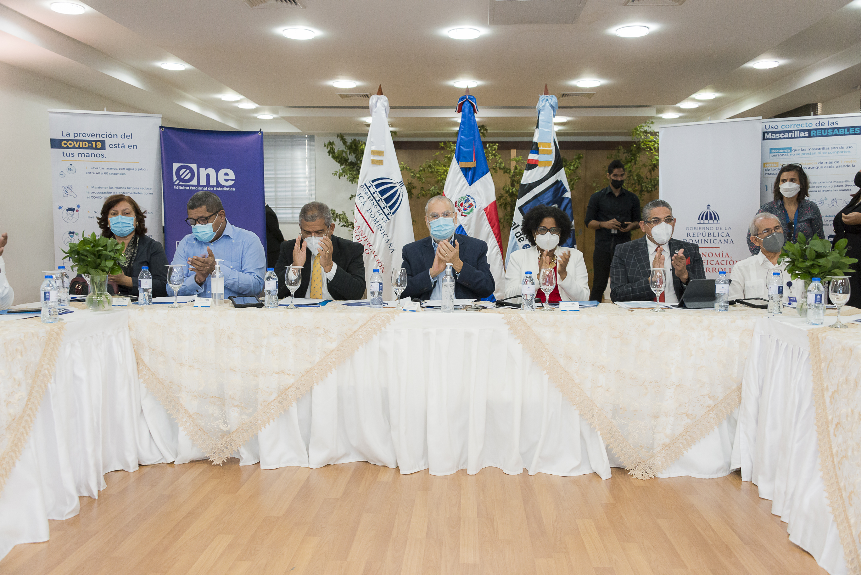 Ministerio de Economía y ONE encabezan primera reunión de la Comisión Nacional Censal del X Censo Nacional de Población y Vivienda