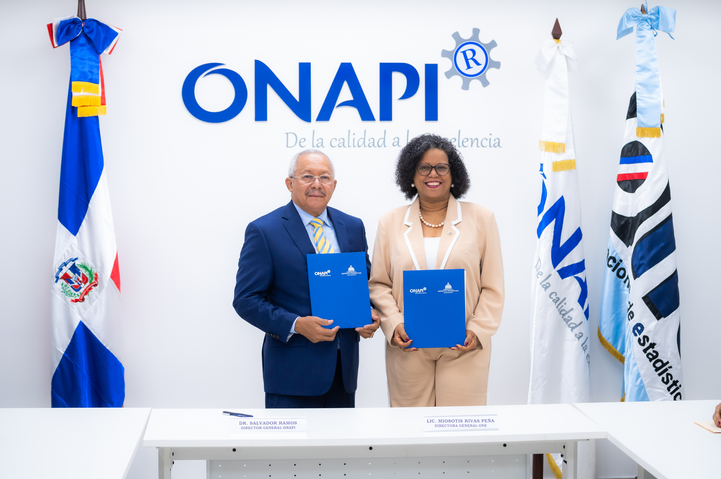 ONAPI y ONE firman acuerdo de colaboración interinstitucional