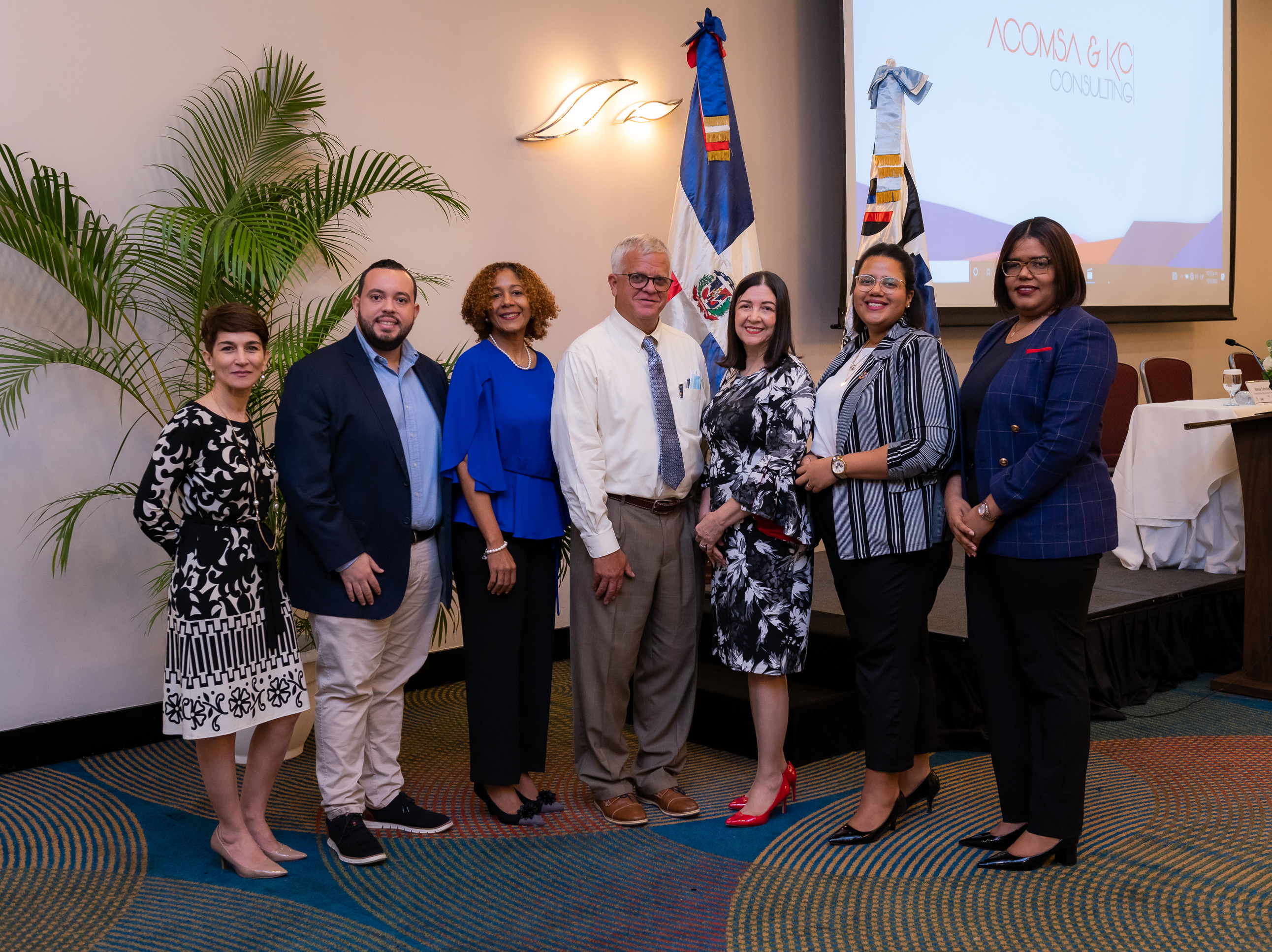 ONE presenta “Informe País sobre el apoyo a las estadísticas: una mirada al estado del financiamiento de las estadísticas” (CRESS RD)