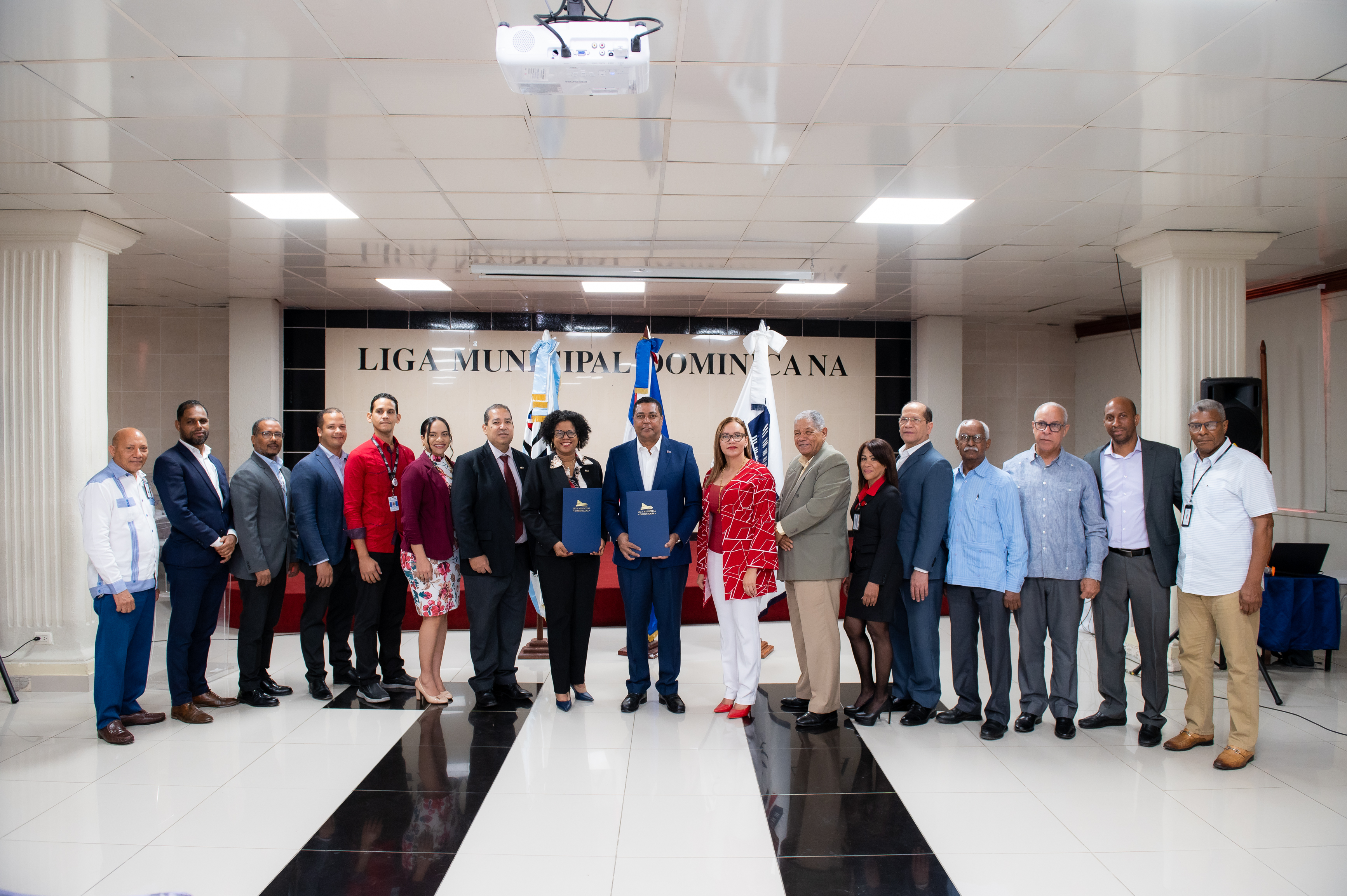 ONE y Liga Municipal trabajarán estadísticas municipales como instrumento de mejora social