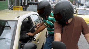 Evolución de denuncias de homicidio; robo de vehículos y armas de fuego en República Dominicana desde 2010 hasta 2020